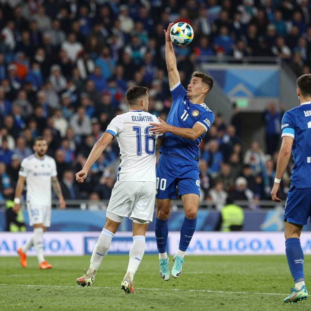 Shakhter Karagandy tiếp tục chứng minh sức mạnh áp đảo trước Ekibastuz với chiến thắng 2-0 trên sân